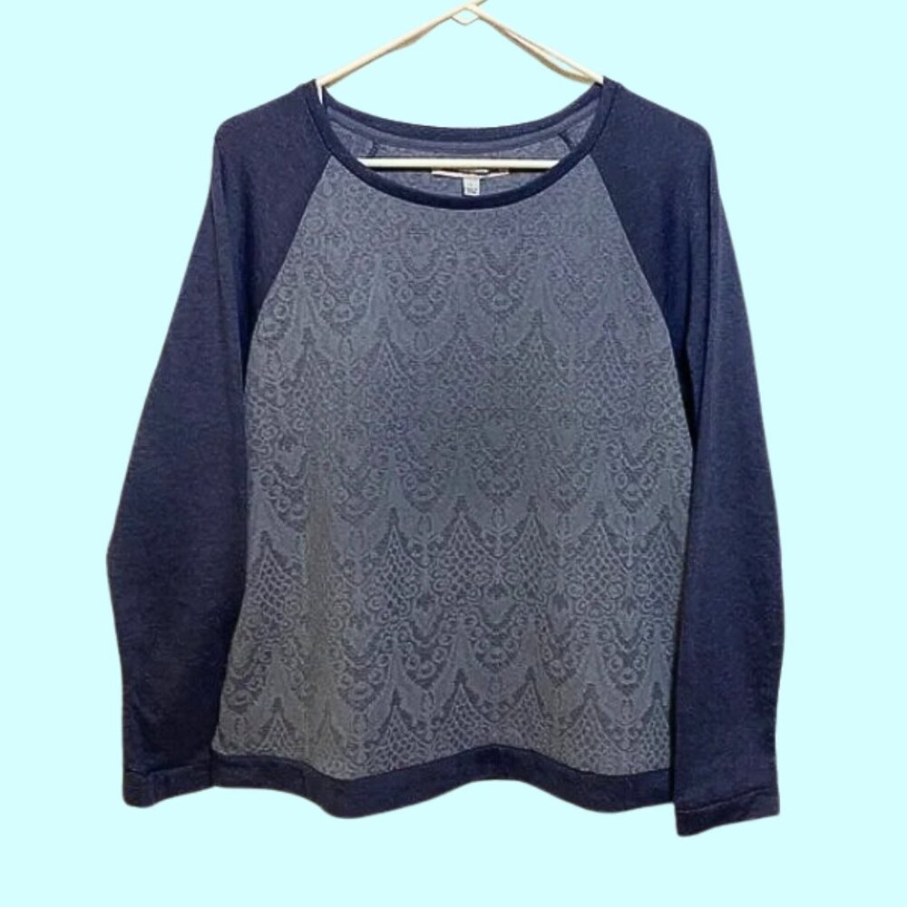 Adrienne Vittadini Blue Long Sleeved Shirt